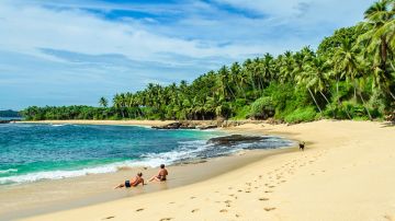 Pleasurable 7 Days Kandy Beach Tour Package