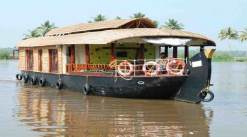 Ecstatic Alleppey Family Tour Package for 2 Days from Alappuzha