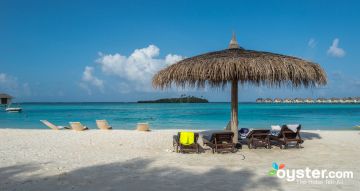 Experience 5 Days 4 Nights Mal Vacation Package