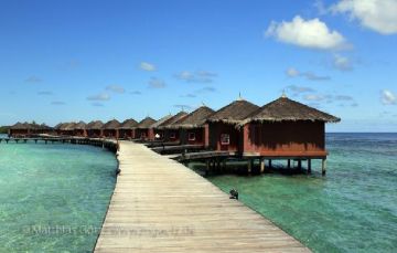 Experience 5 Days 4 Nights Mal Vacation Package