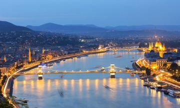 Ecstatic 7 Days Prague to Budapest Honeymoon Holiday Package