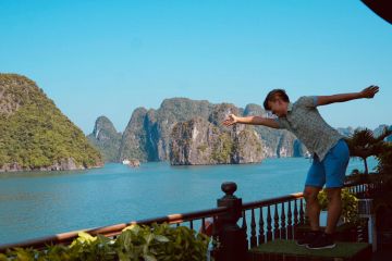 Hanoi - Halong Bay - Hanoi 5 Days 4 Nights Package
