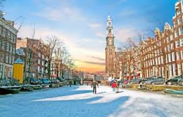 Memorable 8 Days Delhi to Haarlem Family Vacation Package