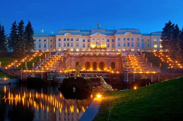 Best 7 Days 6 Nights Moscow with St Petersburg Holiday Package