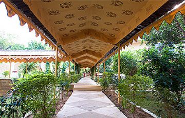 Ecstatic 4 Days Delhi to Ranthambhore Fort Honeymoon Tour Package