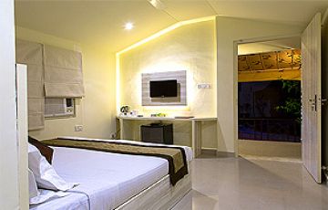 Ecstatic 4 Days Delhi to Ranthambhore Fort Honeymoon Tour Package