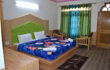 6 Days 5 Nights Manikaran Shopping Trip Package