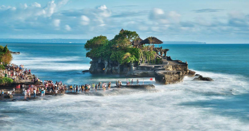 Heart-warming 7 Days 6 Nights Bali Beach Tour Package