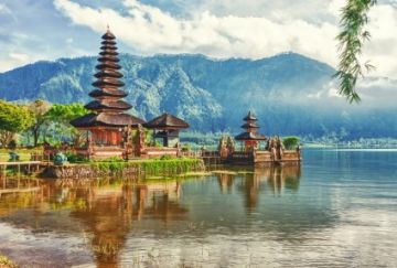 Magical 5 Days New Delhi to Bali Romantic Vacation Package