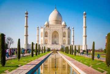 4 Days 3 Nights Delhi, Mathura, Vrindavan with Agra Hill Trip Package
