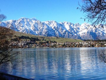 Memorable 7 Days 6 Nights Auckland with Queenstown Beach Tour Package