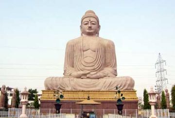 Pleasurable 3 Days 2 Nights Varanasi Honeymoon Vacation Package