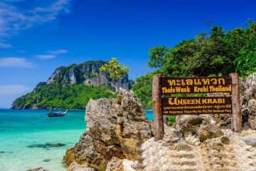 Ecstatic 7 Days 6 Nights Phuket Wildlife Vacation Package