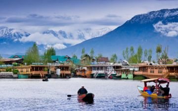 Memorable 4 Days Srinagar to Pahalgam Honeymoon Holiday Package