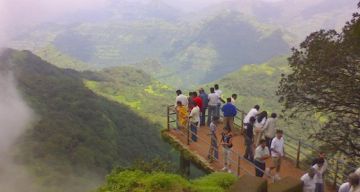 Heart-warming 4 Days 3 Nights Mahabaleshwar Honeymoon Vacation Package