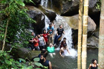 Family Getaway 4 Days 3 Nights Shillong Tour Package