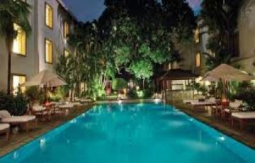 5 Days 4 Nights Delhi to Kerala Beach Tour Package