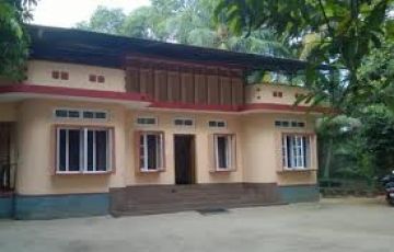 Beautiful 4 Days Delhi to Kerala Friends Trip Package