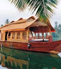 Beautiful 4 Days Delhi to Kerala Friends Trip Package