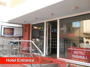 Heart-warming 3 Days Mumbai to Mahabaleshwar Holiday Package