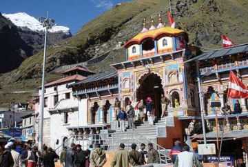 5 Days Dehradun, Yamunotri, Gangotri with Kedarnath Mountain Vacation Package