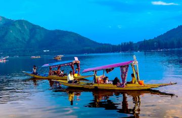 Best 3 Days 2 Nights Srinagar Honeymoon Trip Package