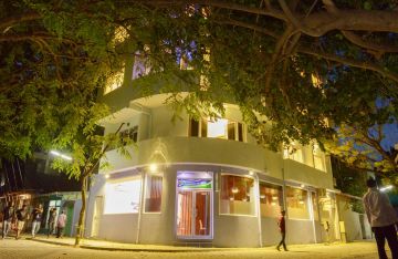 Experience 5 Days Mal Water Sport Tour Package