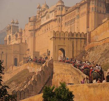 Amazing 14 Days Chittaurgarh01 Night Tour Package