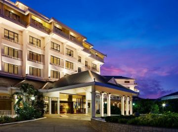 Amazing 6 Days Alleppey Romantic Tour Package