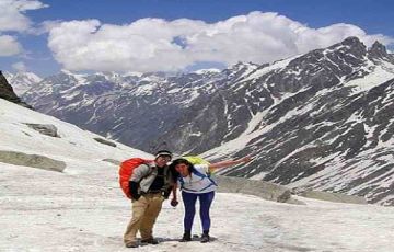 Ecstatic Manali Hill Tour Package for 4 Days from Delhi
