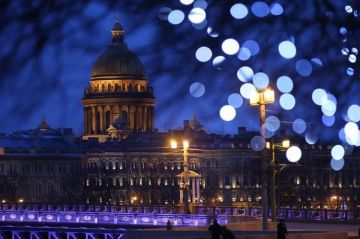 Amazing 7 Days 6 Nights Saint Petersburg Romantic Tour Package