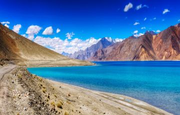 Amazing 5 Days New Delhi to Himachal Pradesh Tour Package