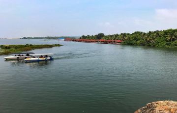 13 Days 12 Nights Kochi, Munnar, Thekkady and Kumarakom Romance Trip Package