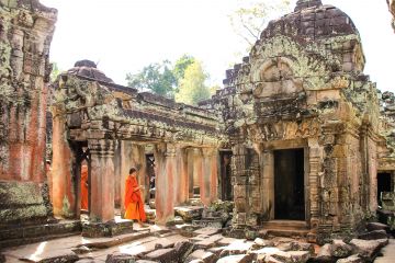 7 Days Siem Reap and Phnom Penh Historical Places Tour Package