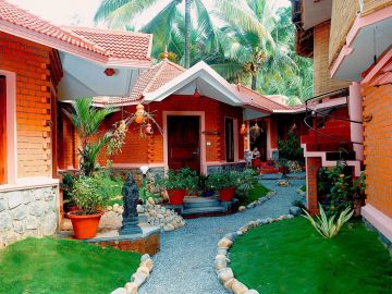 Memorable 3 Days Varkala with COCHIN Tour Package