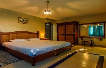 Heart-warming 7 Days Mumbai to South Tour Trip Package