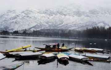 3 Days Srinagar, Gulmarg with Dal Lake Trek Vacation Package