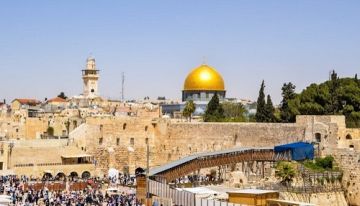 11 Days 10 Nights Amman Lake Trip Package