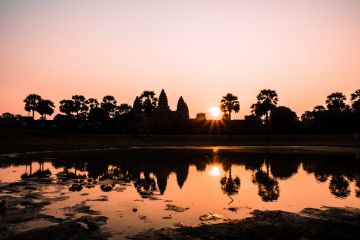Beautiful 5 Days Phnom Penh and Siem Reap Family Vacation Package