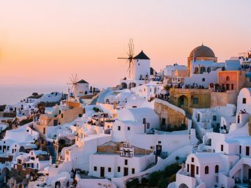 Family Getaway 7 Days Athens and Santorini Tour Package