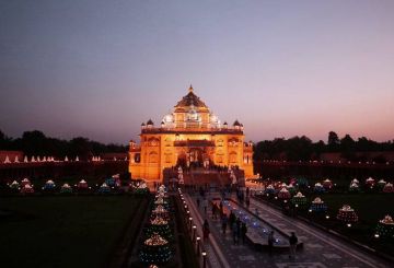 Heart-warming 7 Days 6 Nights Rishikesh Tour Package