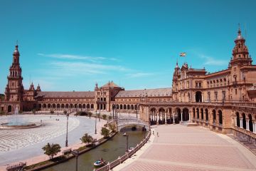 Experience 9 Days 8 Nights Sevilla Tour Package