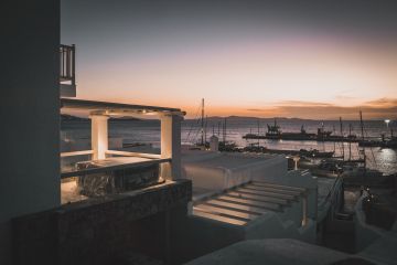 Beautiful 10 Days Delhi to Santorini Honeymoon Holiday Package