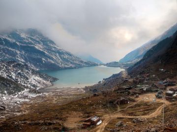 Magical 4 Days Gangtok with Sikkim Holiday Package