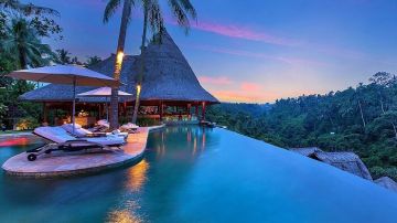 Magical 9 Days Bali with Singapore Family Holiday Package