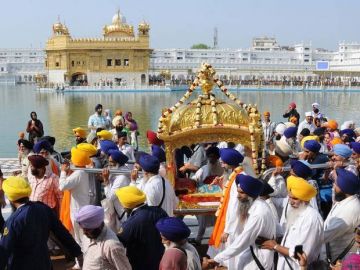 Family Getaway 7 Days Amritsar to Dharamshala Trip Package