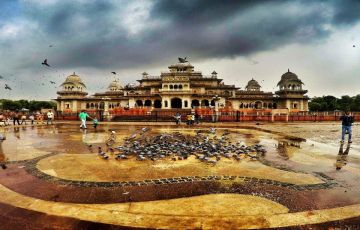 Experience 5 Days 4 Nights Pushkar Trip Package