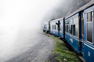 Family Getaway 4 Days Darjeeling Offbeat Tour Package