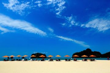 Heart-warming 4 Days New Delhi to Langkawi Nightlife Vacation Package