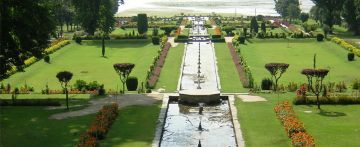 4 Days 3 Nights Srinagar to Pahalgam Park Tour Package